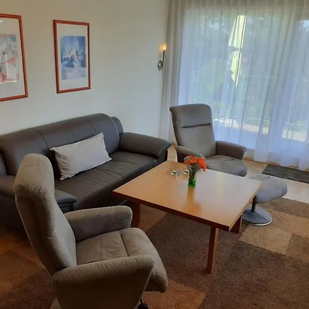 Premium-ferienwohnung Mit Balkon Und Bergblick By Interhome Apartment
