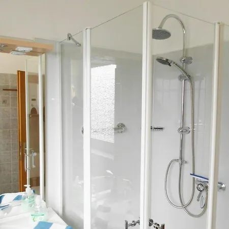 Apartment Premium-ferienwohnung Mit Balkon Und Bergblick By Interhome *